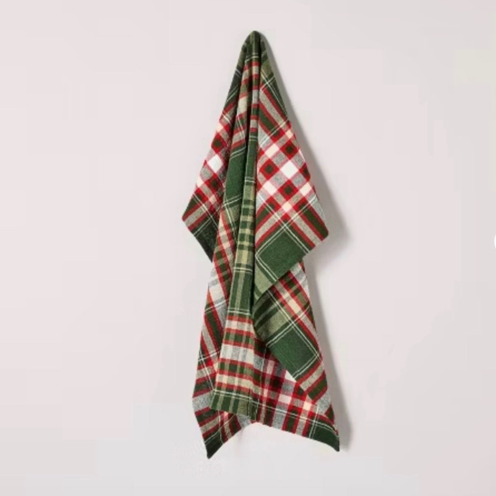 Christmas Plaid Flour Sack Kitchen Towel Green/Red - Hearth & Hand Magnolia